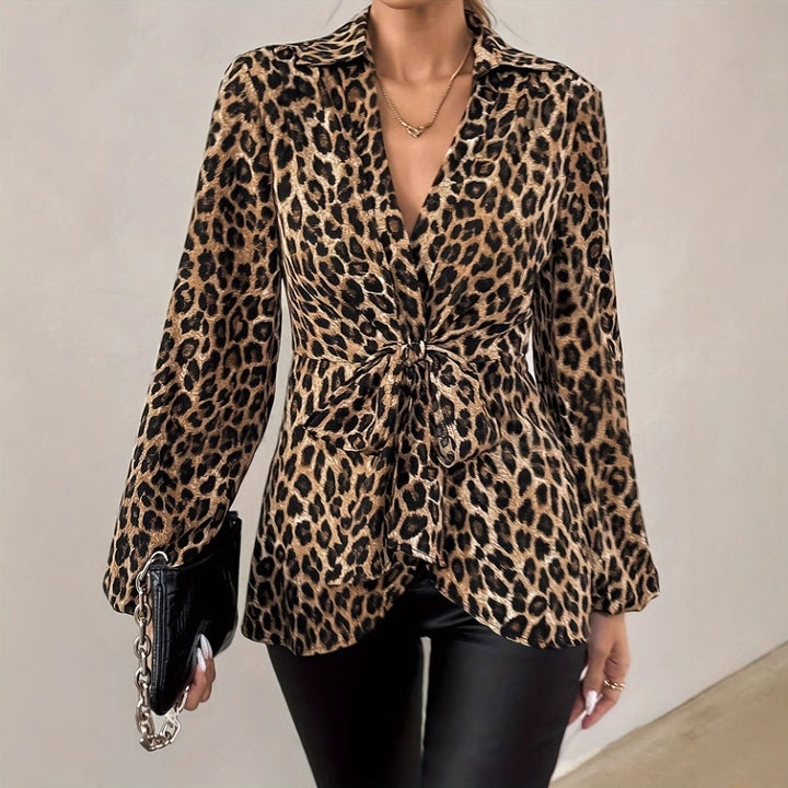 Damen maßgeschneiderte Wickelbluse mit Leopardenmuster, Hemdkragen und Bindegürtel Echoarchiv
