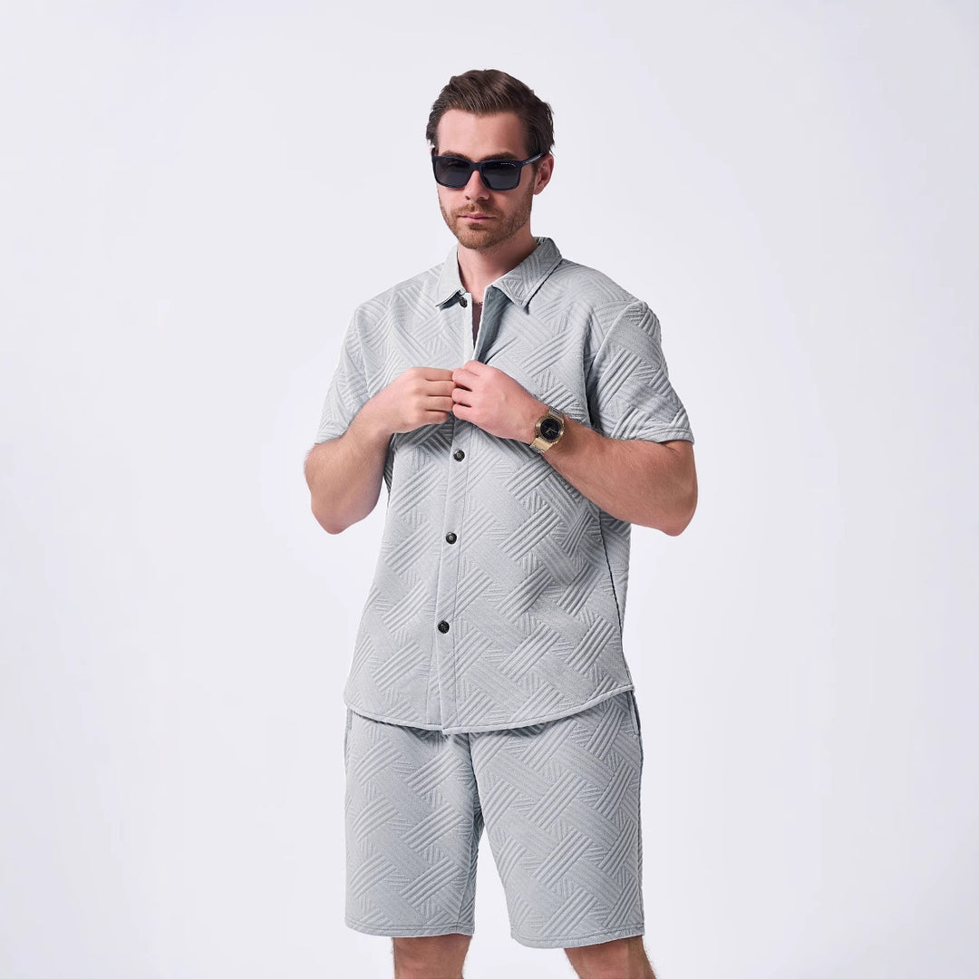 Herren stilvolles Kurzarm-Hemd mit passender Shorts Echoarchiv