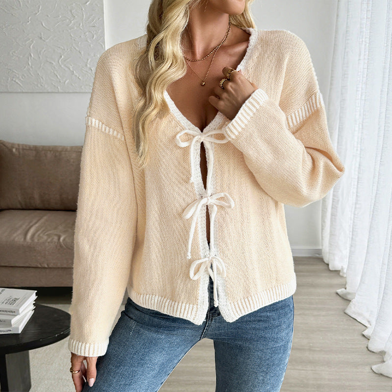 Damen Modischer Strickpullover mit dekorativen Bindebändern Echo Archiv