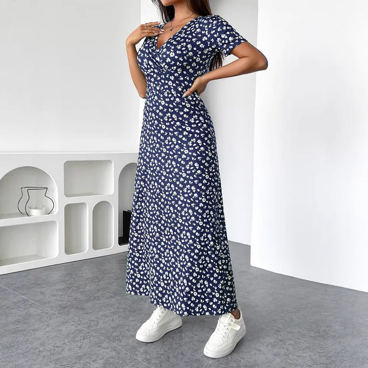 Damen nan tailliertes V-Ausschnitt Wickeloptik Maxikleid aus Viskosejersey mit kurzen Ärmeln und A-Linien-Saum Echo Archiv