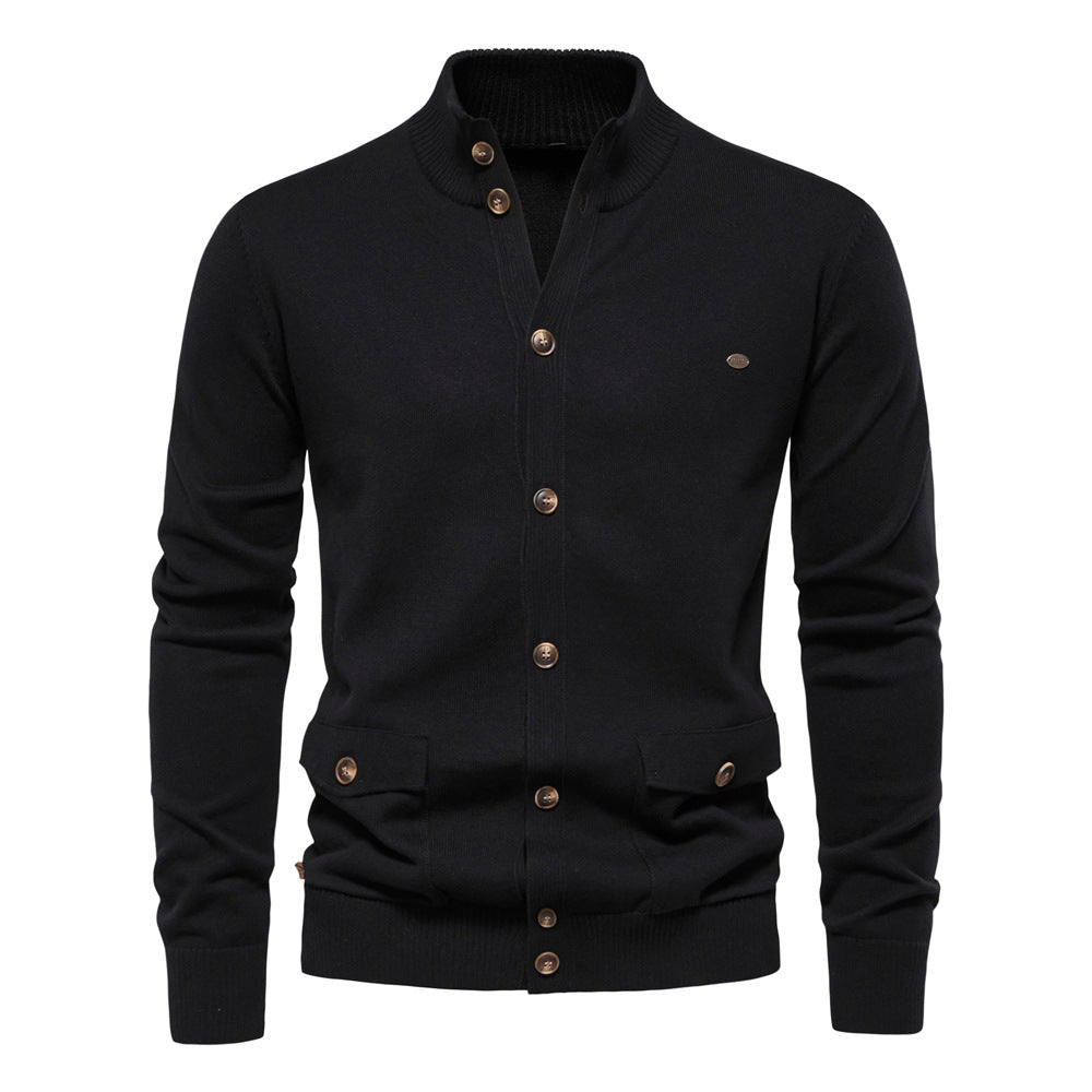 Herren Strickjacke mit modernem Stehkragen und praktischen Knöpfen Echoarchiv