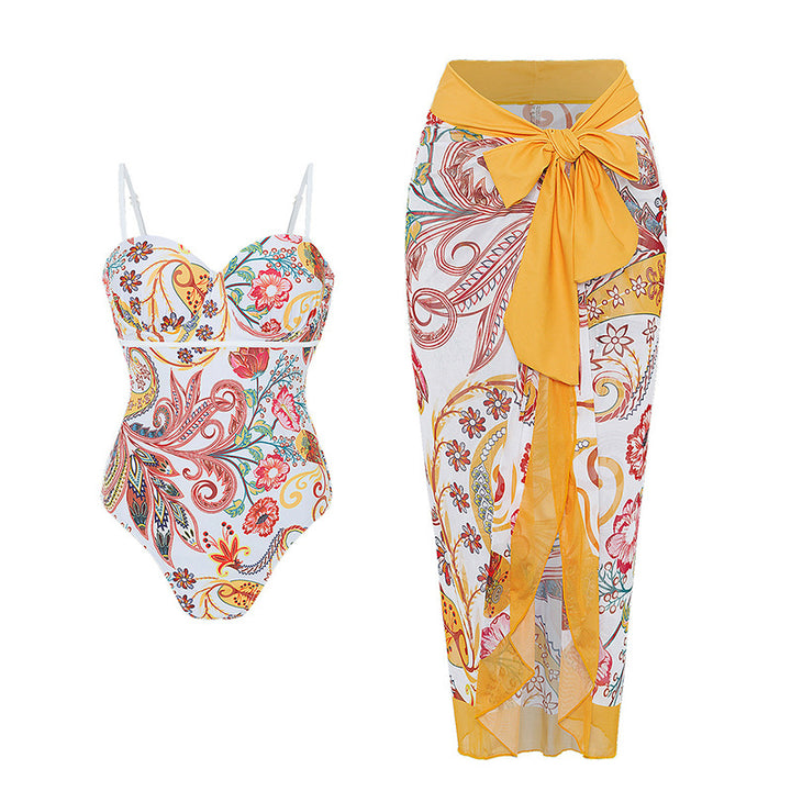 Damen Bademode mit floralem Muster und transparenter Sarong-Hülle Echo Archiv