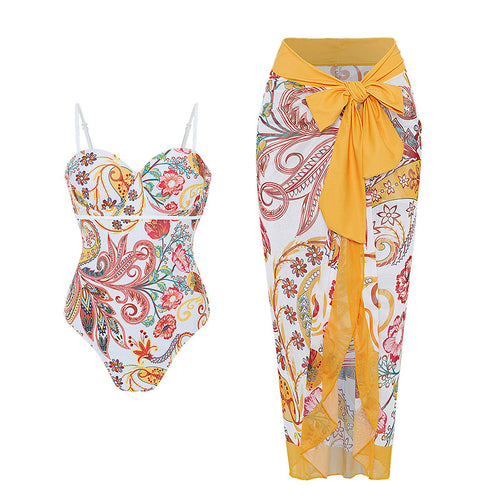 Damen Bademode mit floralem Muster und transparenter Sarong-Hülle Echo Archiv