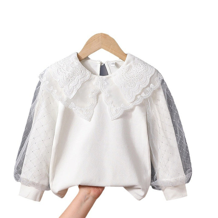 Mädchen modische Bluse mit eleganten Tüllärmeln und kunstvoller Spitzenverzierung Echo Archiv