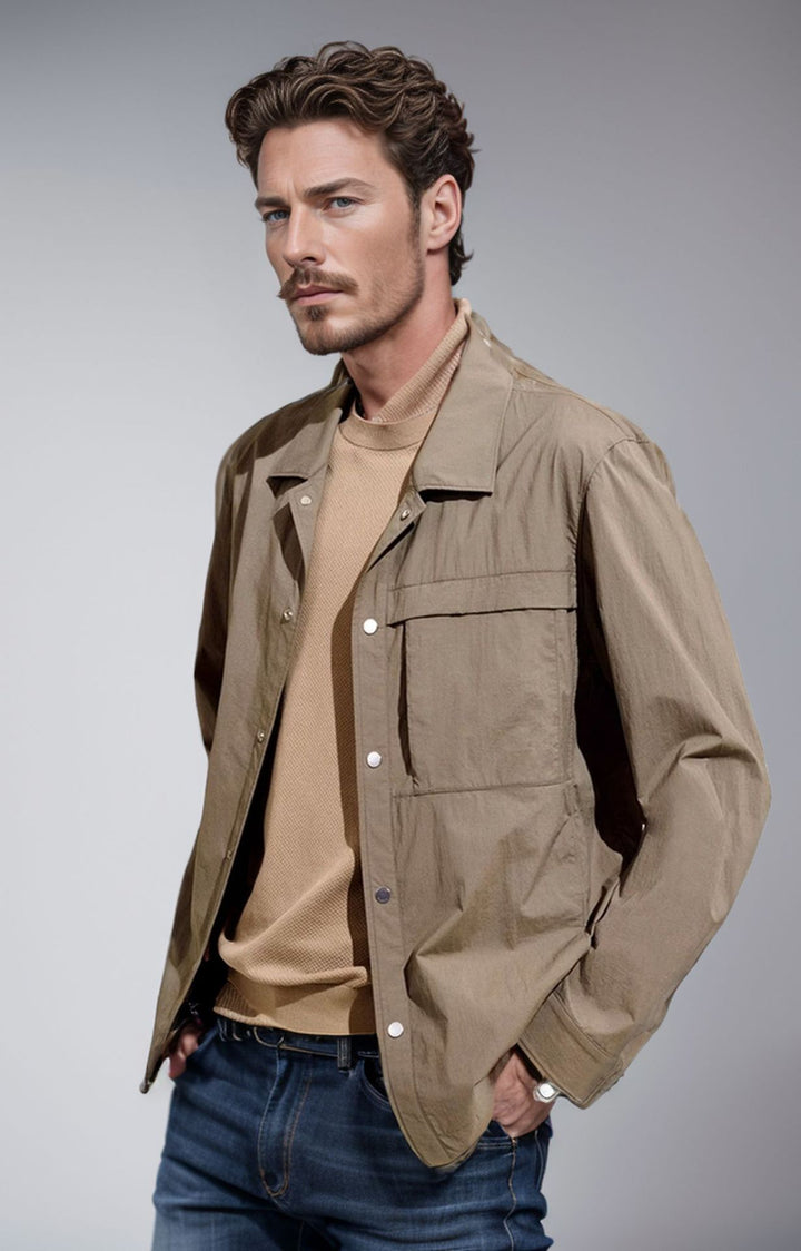 Herren modische Übergangsjacke mit praktischen Taschen und modernem Schnitt Echoarchiv