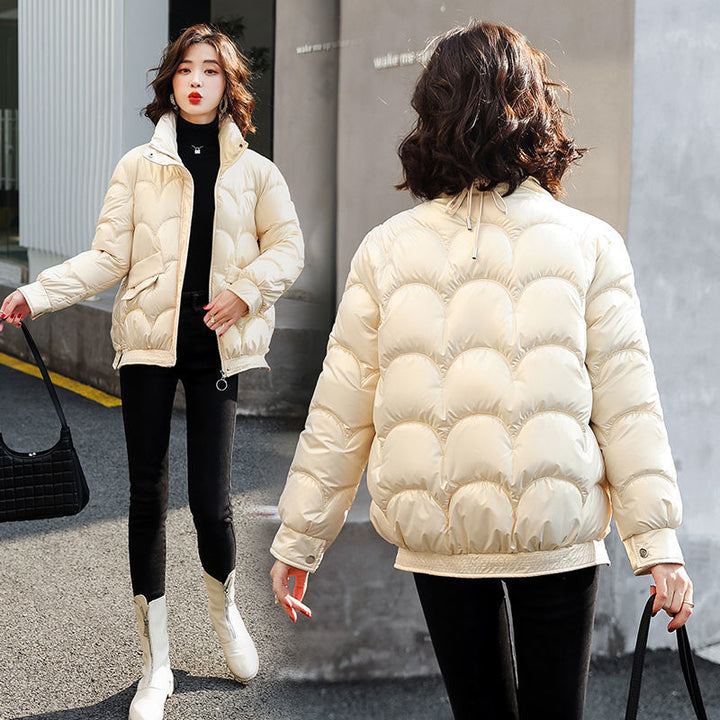 Damen Modische und wattierte Steppjacke Echoarchiv