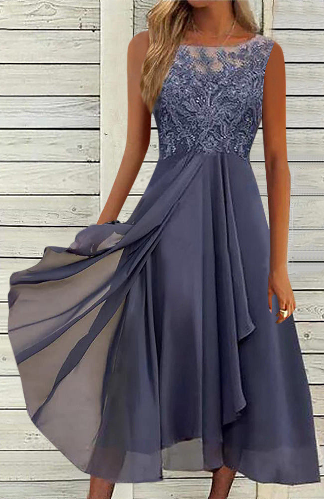 Damen elegante Cocktailkleid mit kunstvollen Spitzenakzenten Echoarchiv