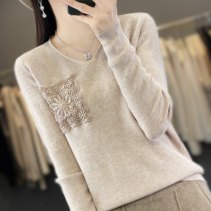 Damen Kaschmir‑Optik V‑Ausschnittpullover mit floraler Häkelapplikation Echoarchiv