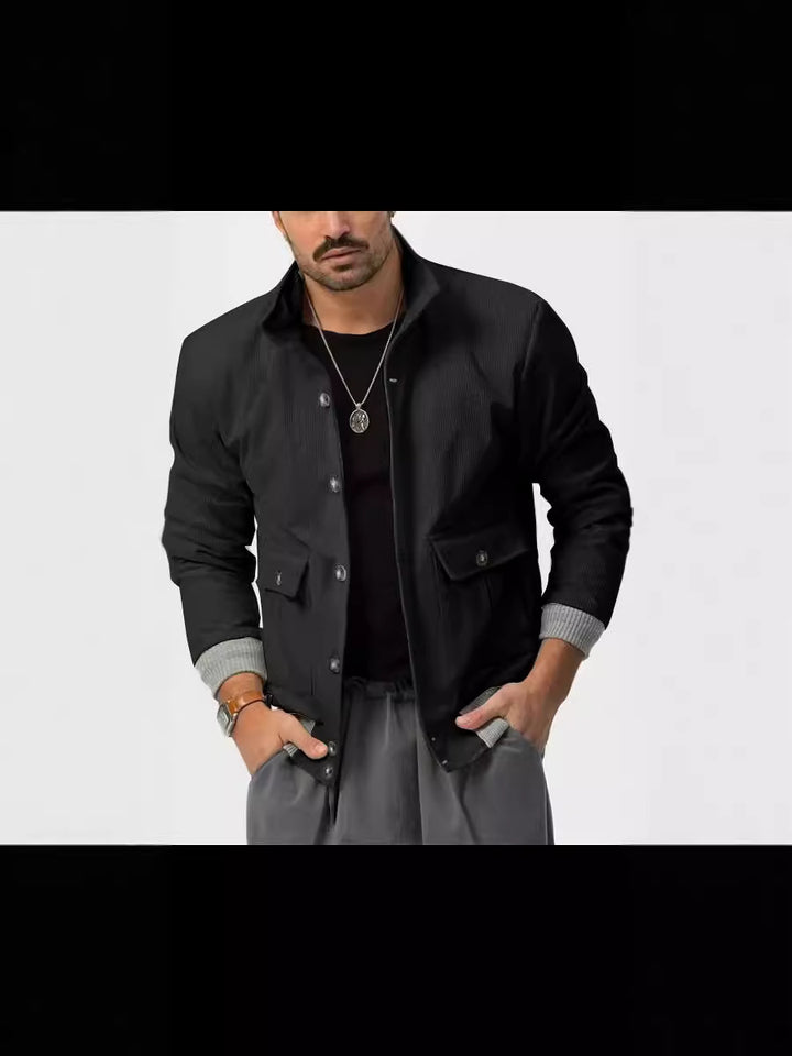 Herren Cordjacke mit lässigem Schnitt und praktischen Taschen Echoarchiv