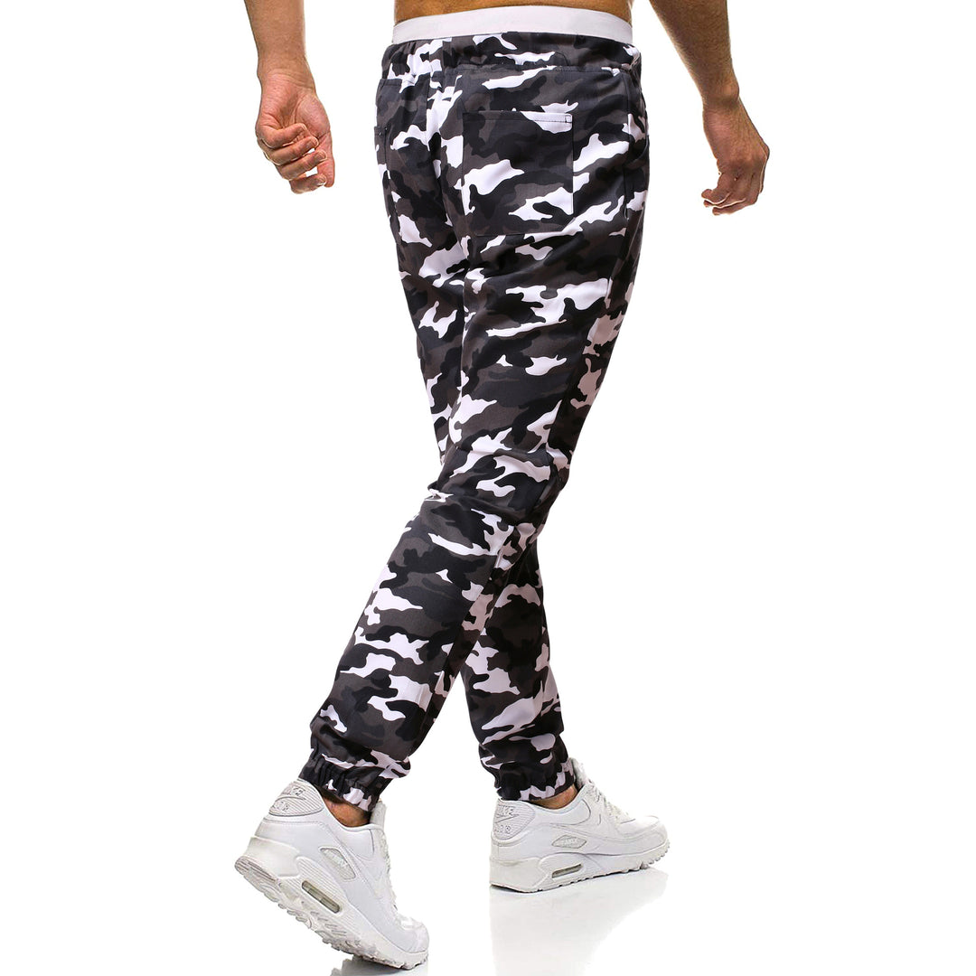 Herren Cargohose mit stylischem Camouflage-Design und elastischem Bund Echoarchiv