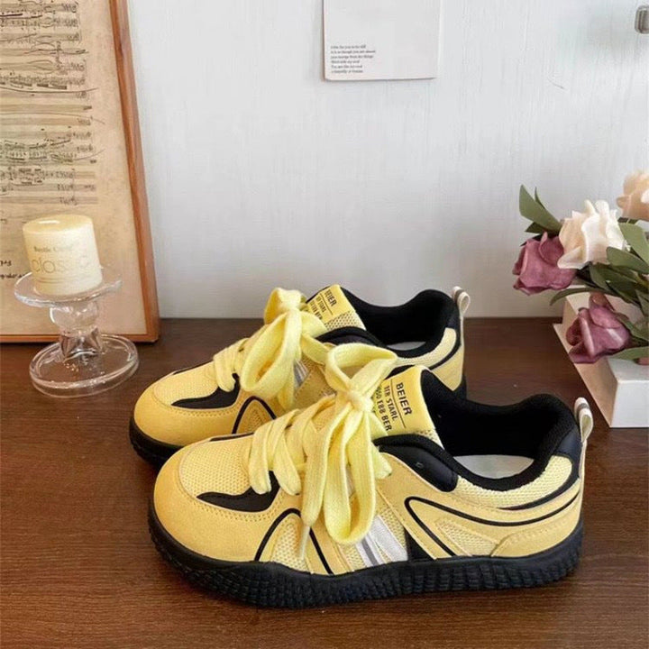Damen Sportliche Sneakers mit atmungsaktiver Mesh-Oberfläche und rutschfester Sohle Echo Archiv