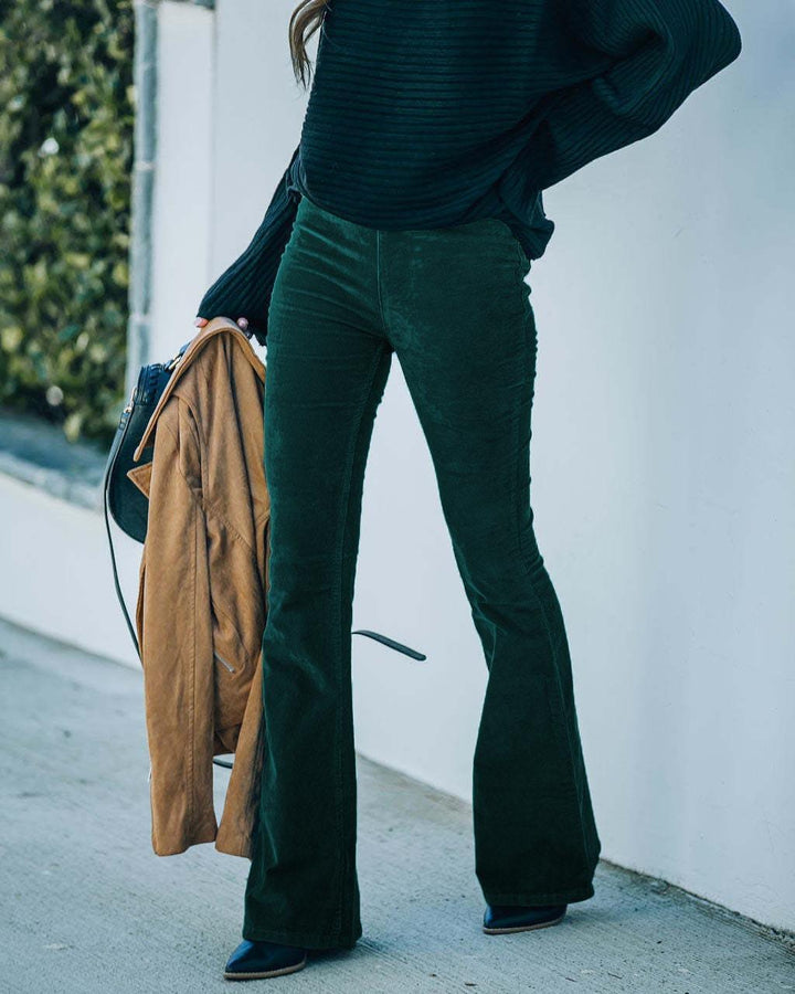 Damen Samt-Flared-Hose Echoarchiv