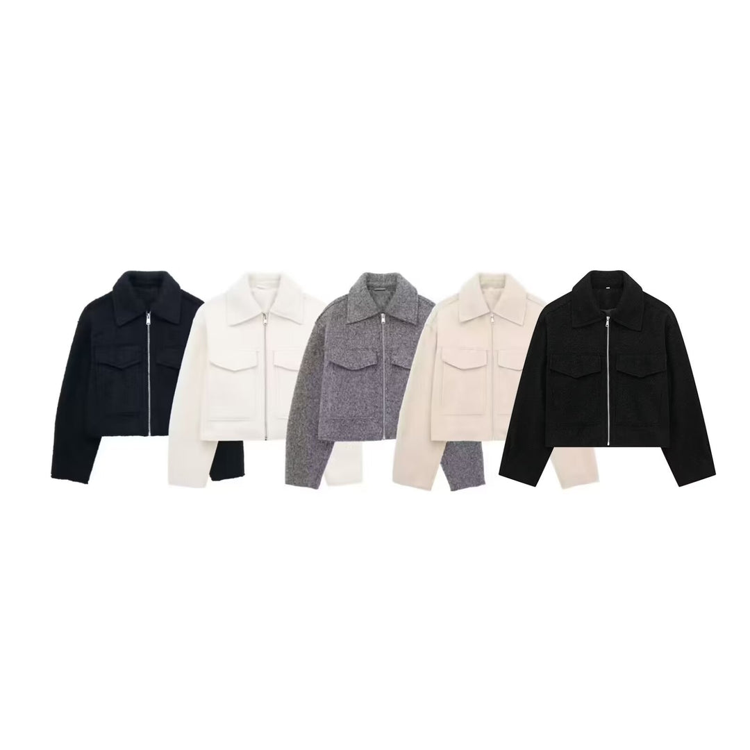 Damen Kurz geschnittene Teddyjacke mit Reißverschluss, Kragen und aufgesetzten Klappentaschen Echo Archiv