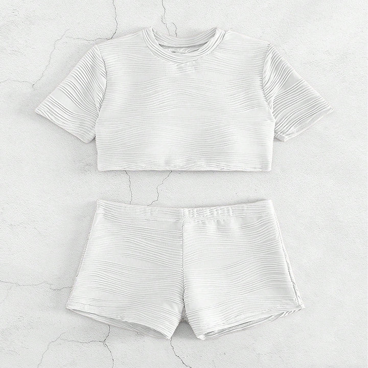 Damen Sportliches Crop-Top und kurze Shorts Set Echo Archiv