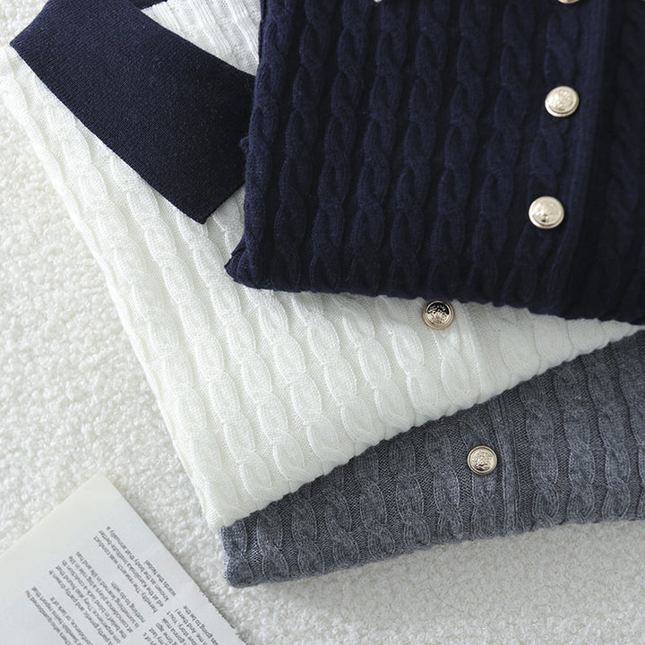 Damen Kurzarm Strickpoloshirt mit Zopfmuster und Kontrastkragen Echo Archiv