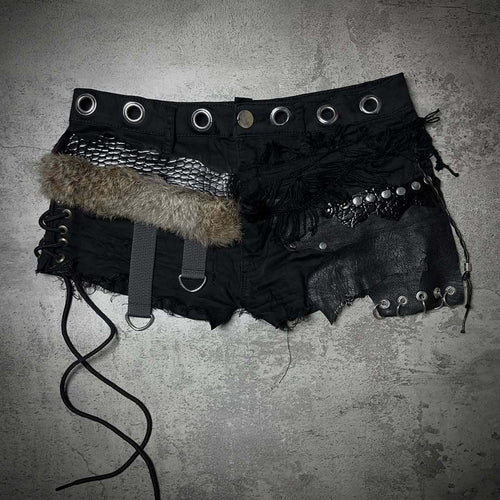 Damen Modische Shorts mit einzigartigen Details Echo Archiv