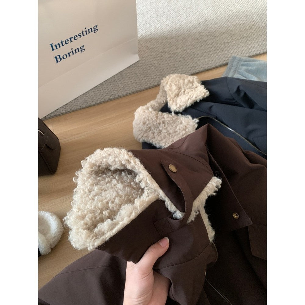 Damen Kurze Oversize-Bomberjacke mit Teddykragen und Druckknopfdetails Echoarchiv