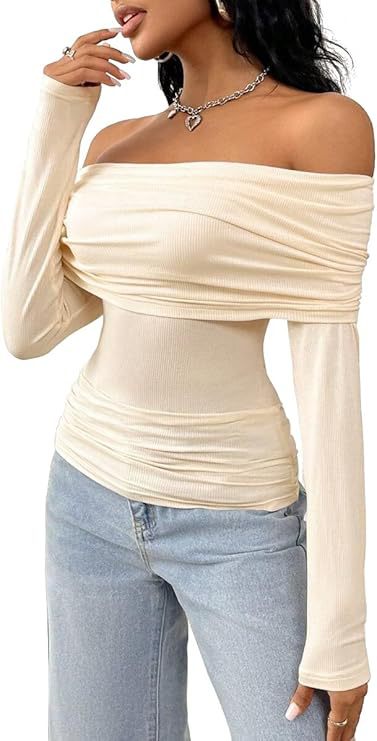 Damen Schulterfreies Ripp-Longsleeve mit weitem Umschlagkragen und taillierter Silhouette – Avérine