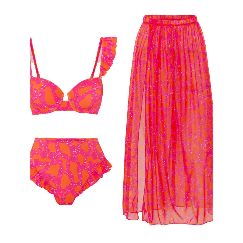 Damen Bikini-Set mit eleganter Rüschendetailierung und stylischem Überrock Echo Archiv