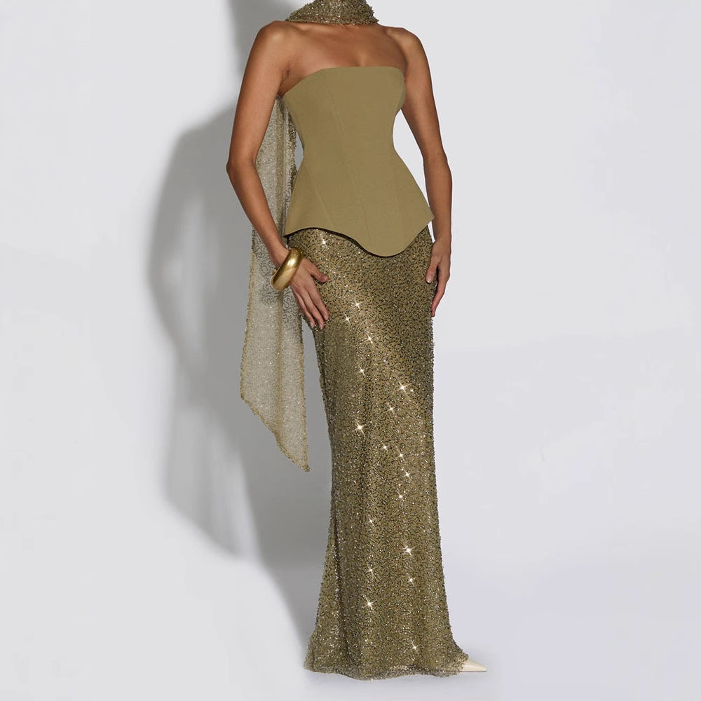 Damen Elegantes Abendkleid mit schimmerndem Oberteil und figurbetontem Rock Echo Archiv
