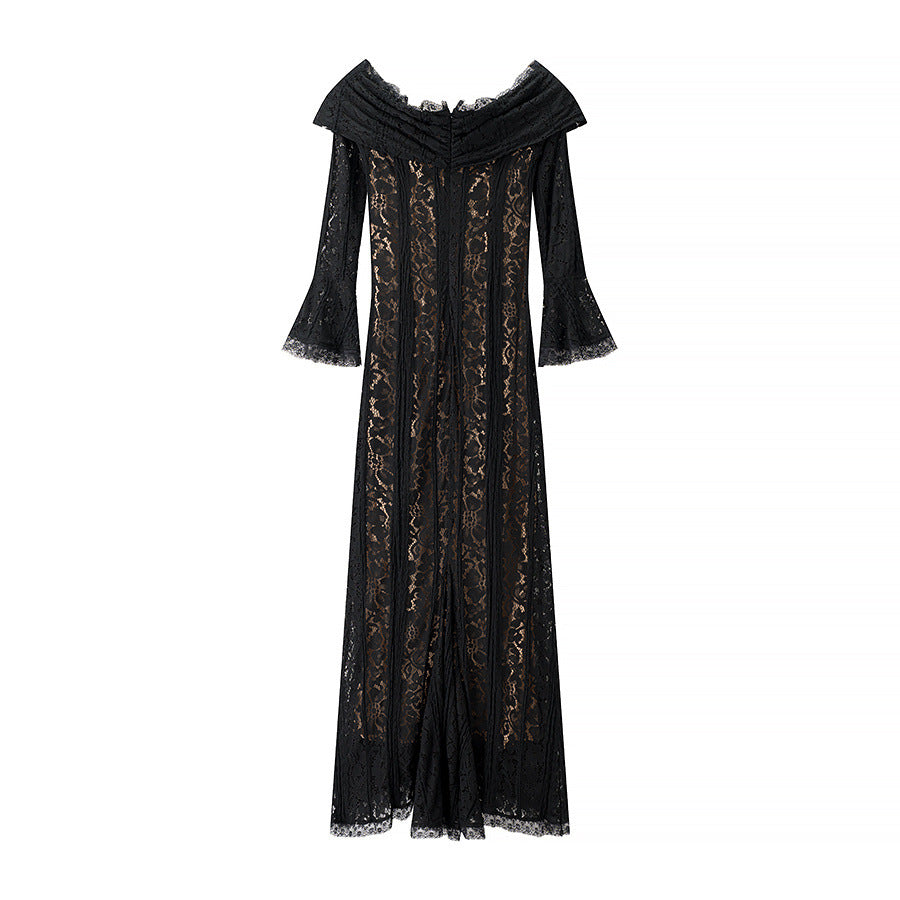 Damen Spitzenmaxikleid mit Carmen-Ausschnitt, durchscheinender Spitze, figurumspielender Innenlage und Glockenärmeln – Valéora