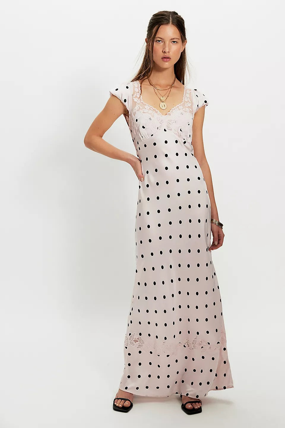 Damen Elegantes Maxikleid mit Polka-Dots und romantischem Rückenausschnitt Echo Archiv