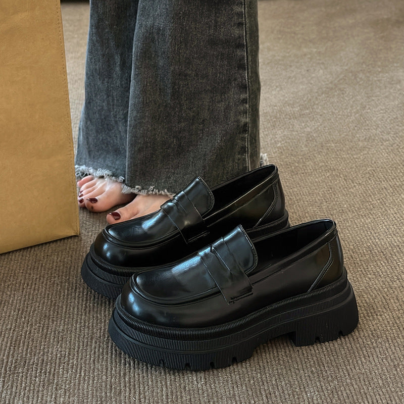 Damen nan modische Plateau-Loafer in Lederoptik mit profilierter Gummisohle und gepolstertem Fußbett Echo Archiv