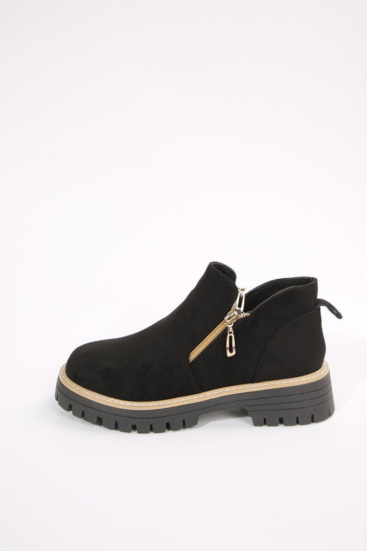 Damen Chelsea-Stiefelette mit profilierter Gummisohle und seitlichem Reißverschluss – Varelle