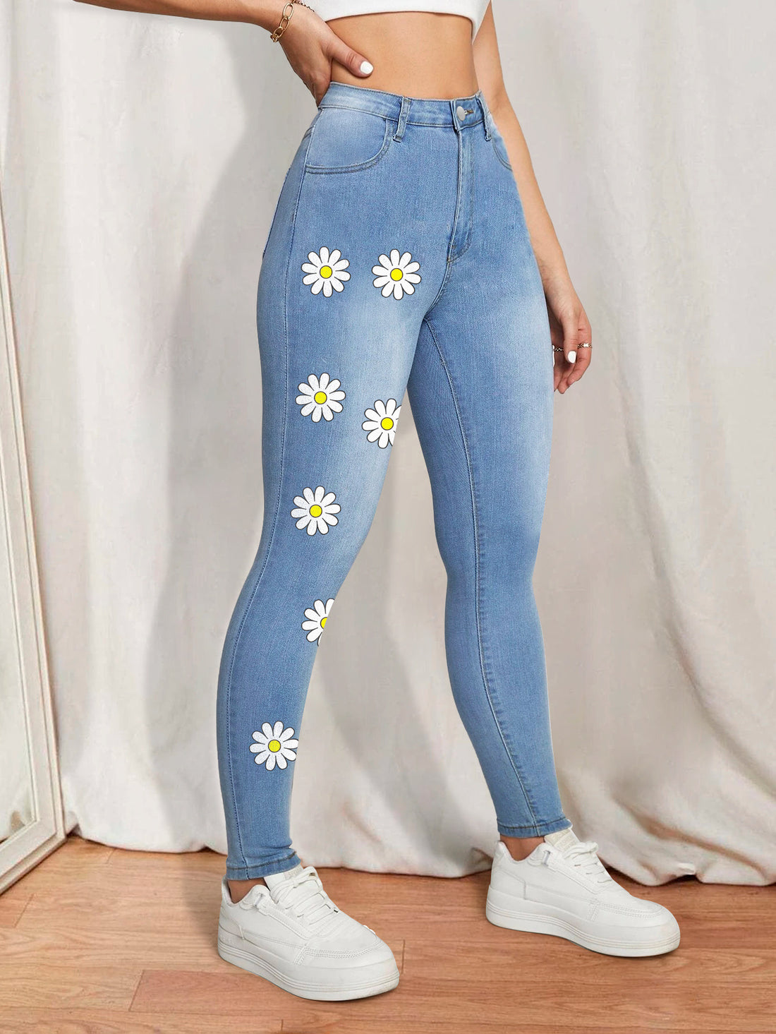 Damen High-Waist Skinny-Jeans mit aufgedruckten Margeriten und figurformendem Stretch Echo Archiv