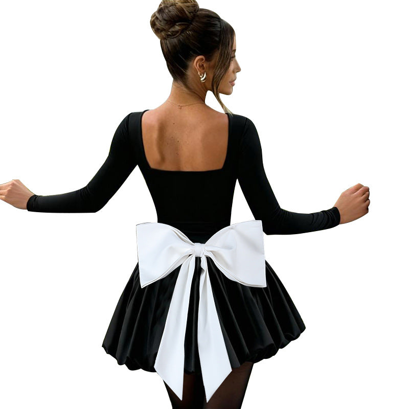 Damen Tailliertes Langarm-Minikleid mit eckigem Ausschnitt, V‑Taillennaht und Ballonrock – Avérine