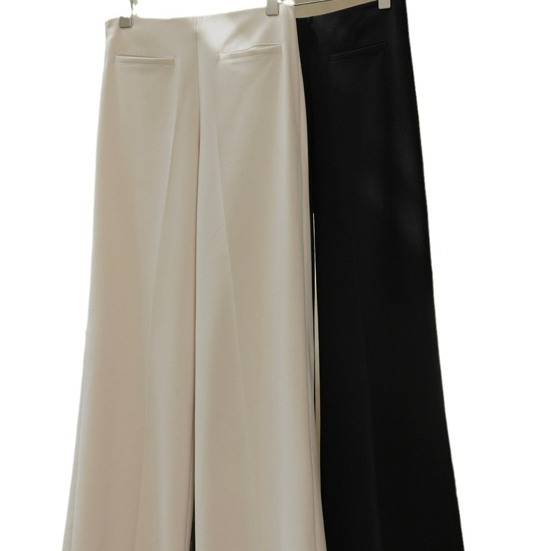 Damen Weite High‑Waist Palazzohose mit Bundfalten und fließender Tailoring‑Silhouette Echoarchiv