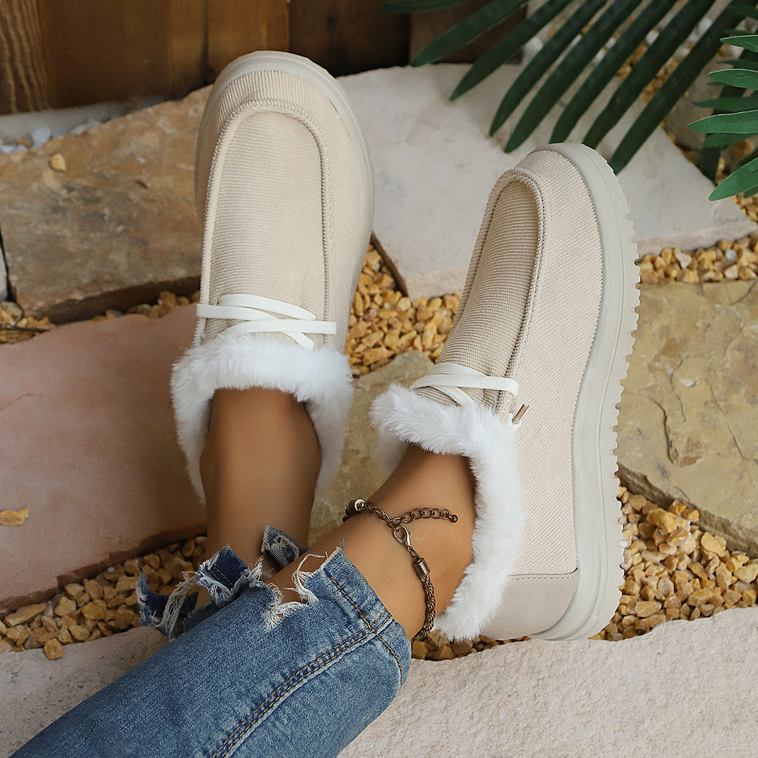 Damen Gefütterte Slip-On-Pantoletten mit Teddyfutter und profilierter Plateau-Sohle Echo Archiv