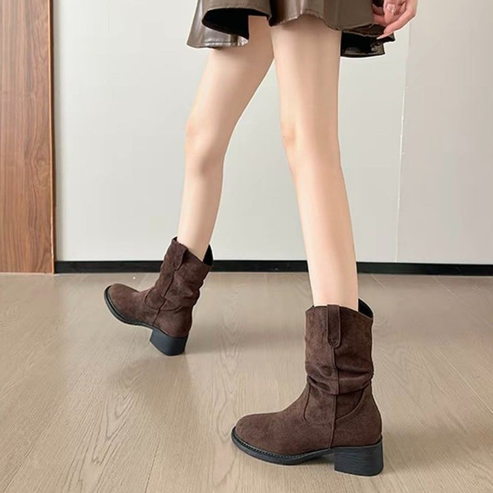 Damen Modische Stiefeletten aus weichem Wildleder Echo Archiv