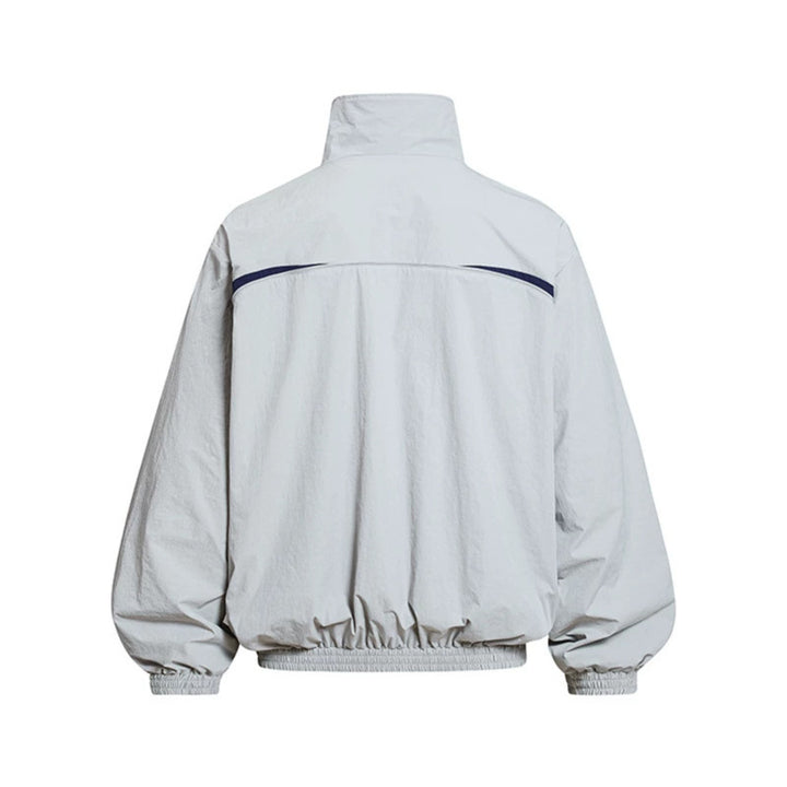 Herren Leichte Windbreakerjacke mit Stehkragen, elastischem Saum und Relaxed-Fit Echoarchiv