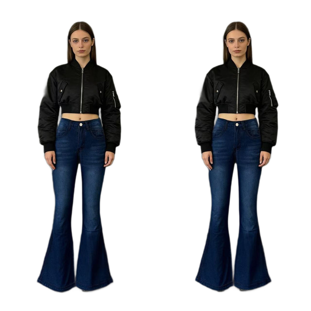 Damen nan High‑Waist Schlagjeans mit modellierender Hüftform, verstärkten Beinnähten und extra weitem Trompetenbein Echo Archiv