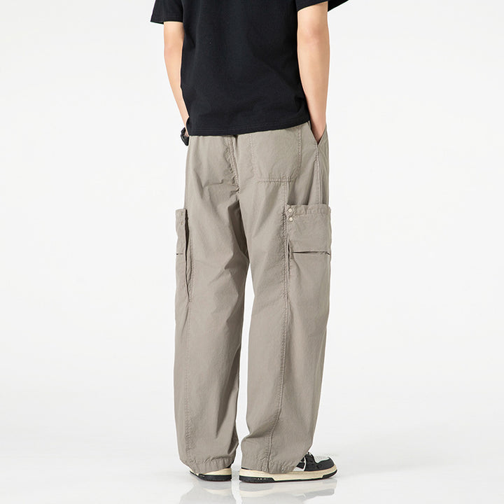 Herren Weite Nylon-Cargo-Hose im Utility-Stil mit seitlichen Klappentaschen Echo Archiv