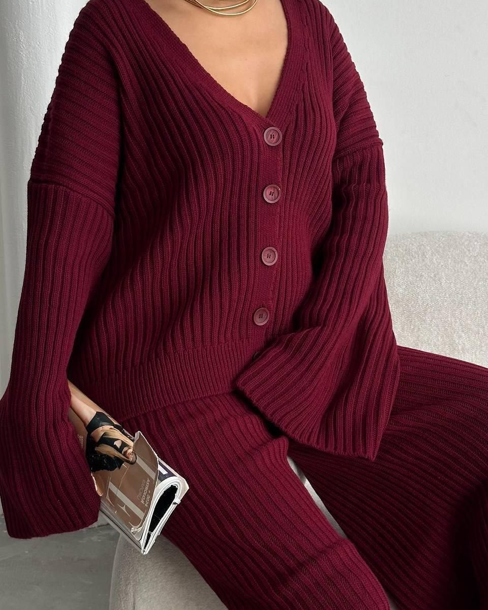 Damen Rippstrick-Cardigan mit überlangen Ärmeln und passender High-Waist-Loungehose – Élanora