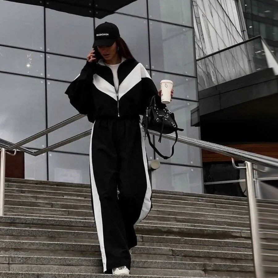 Damen nan zweiteiliges Lounge-Set mit Zip-Hoodie und weitem Highwaist-Hose mit Seitenstreifen Echo Archiv