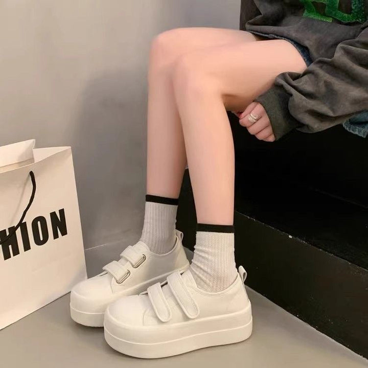 Damen Plateau-Sneaker mit doppeltem Klettverschluss und ergonomischer Sohle Echo Archiv