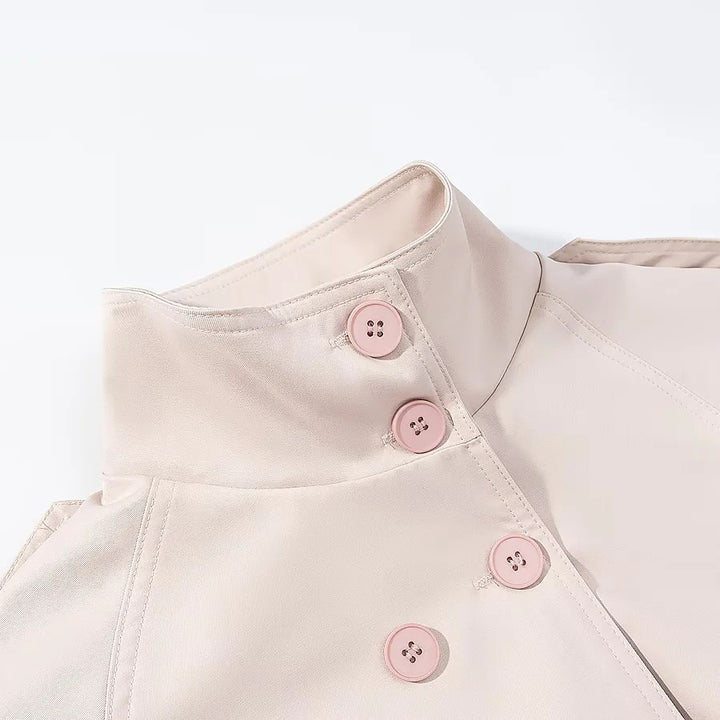 Damen Kurzjacke im Trench‑Stil mit Stehkragen Doppelreihe und Bindegürtel Echo Archiv