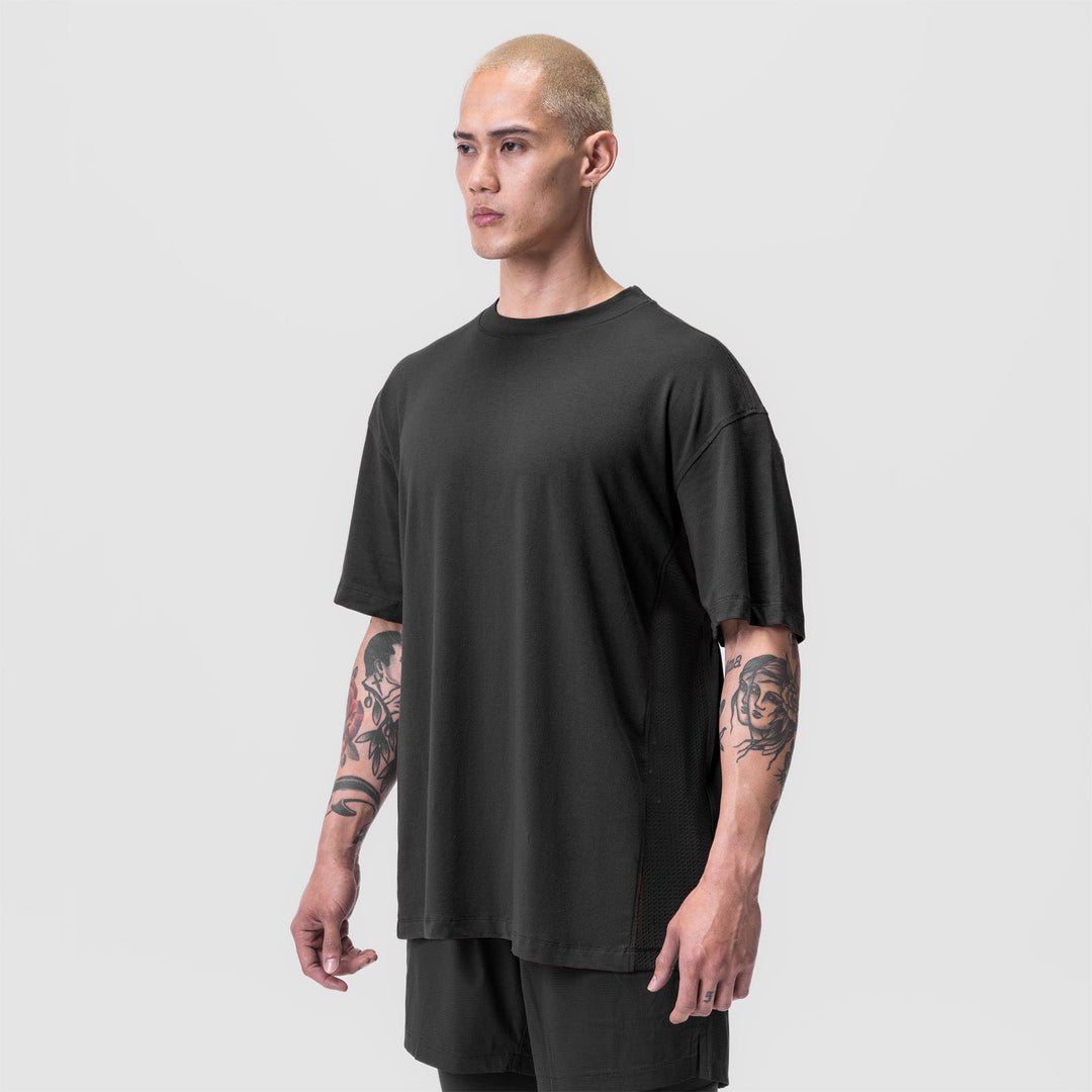 Herren lässiges Oversized T-Shirt mit seitlichen Mesh-Einsätzen Echoarchiv