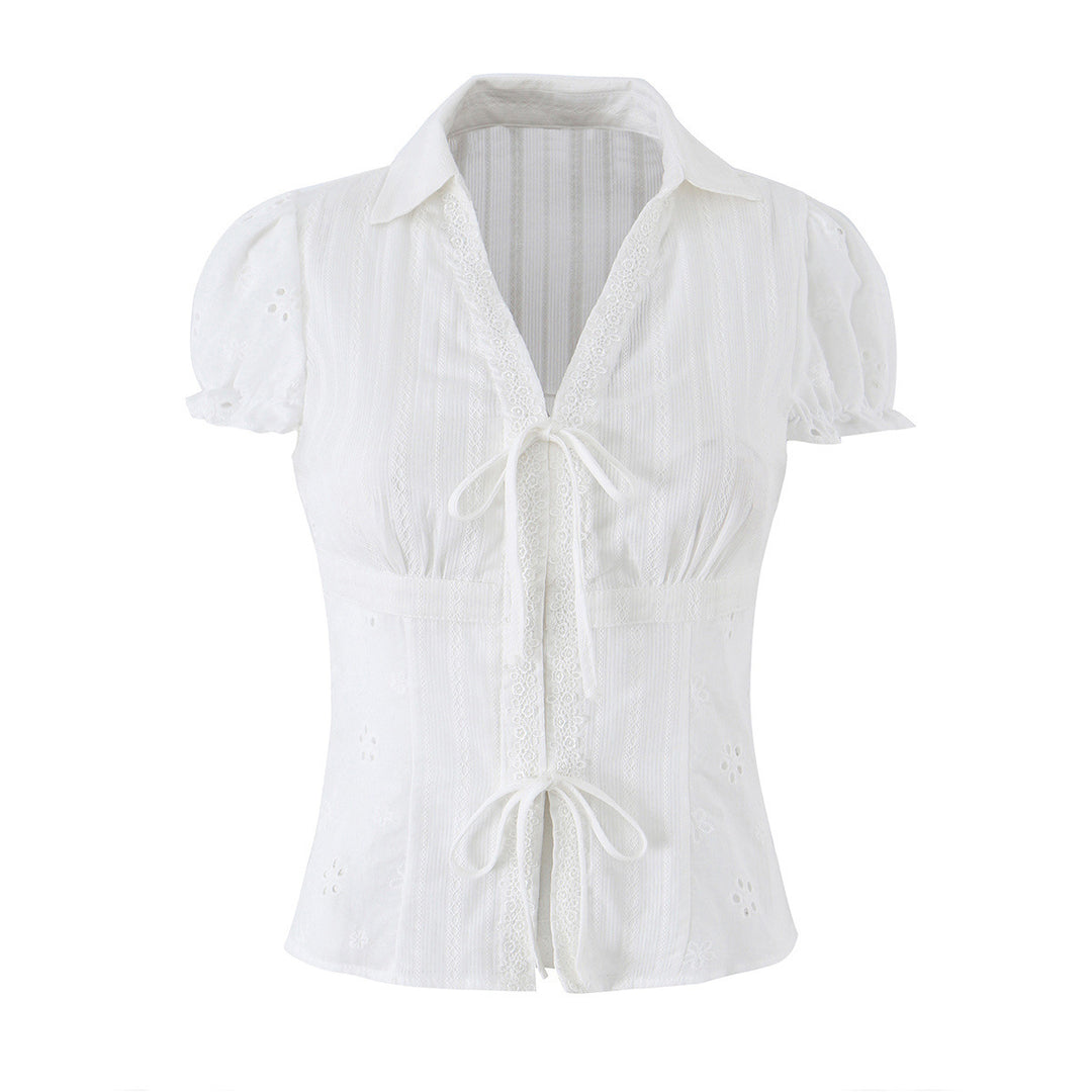 Damen Broderie-Anglaise Bluse mit Puffärmeln, Taillenbetonung und vorderer Bindung Echo Archiv