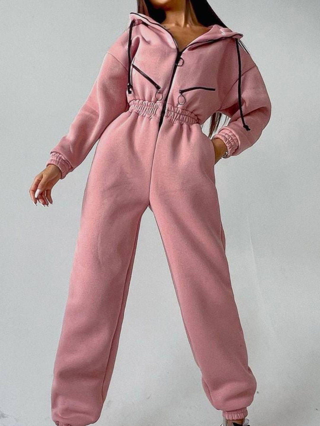 Damen Taillierter Kapuzen-Sweat-Jumpsuit mit Reißverschluss und elastischem Taillenbund – Solévia
