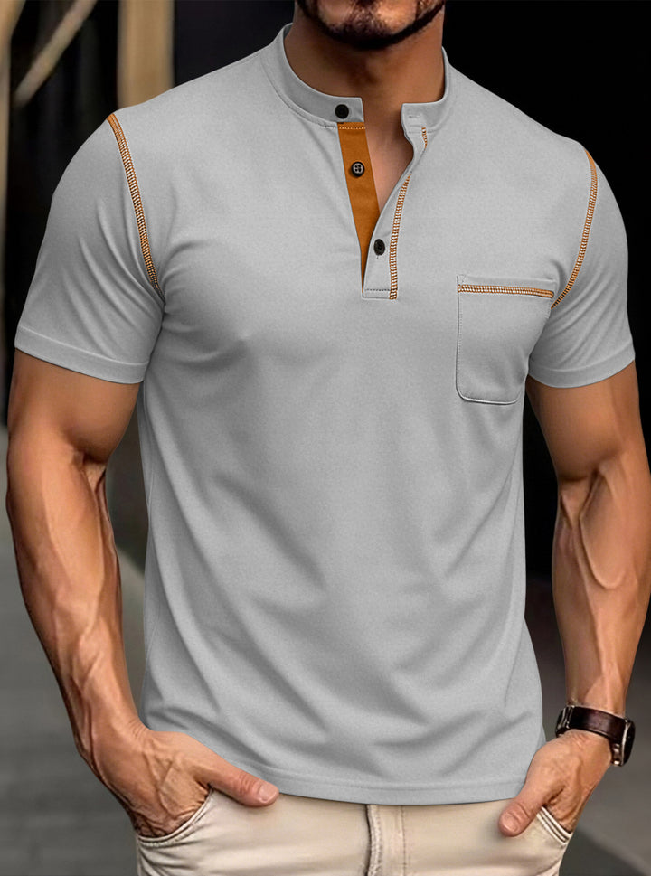 Herren nan modernes Kurzarm-Henley mit Stehkragen, Kontrastnähten und aufgesetzter Brusttasche Echo Archiv