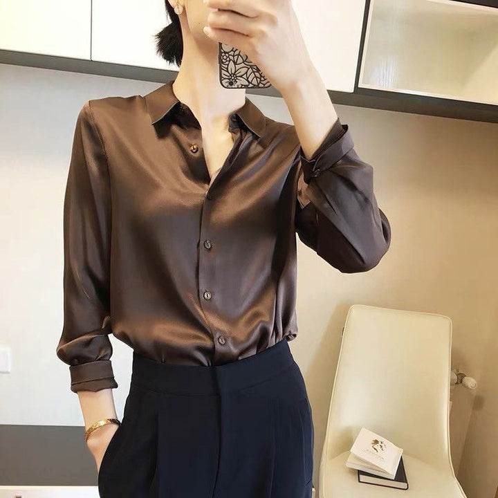 Damen Elegante Bluse aus feinem Satin mit Rüschendetails Echoarchiv