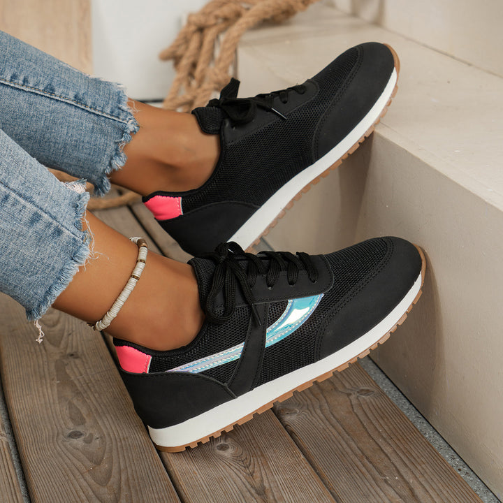 Damen  leichte Retro-Lauf-Sneaker mit verstärkter Zehenkappe, atmungsaktivem Mesh-Obermaterial und profilierter Gummilaufsohle Echo Archiv