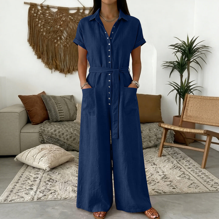 Damen Hemdblusen-Jumpsuit mit weitem Bein, Aufgesetzten Taschen und Bindegürtel – Élovi