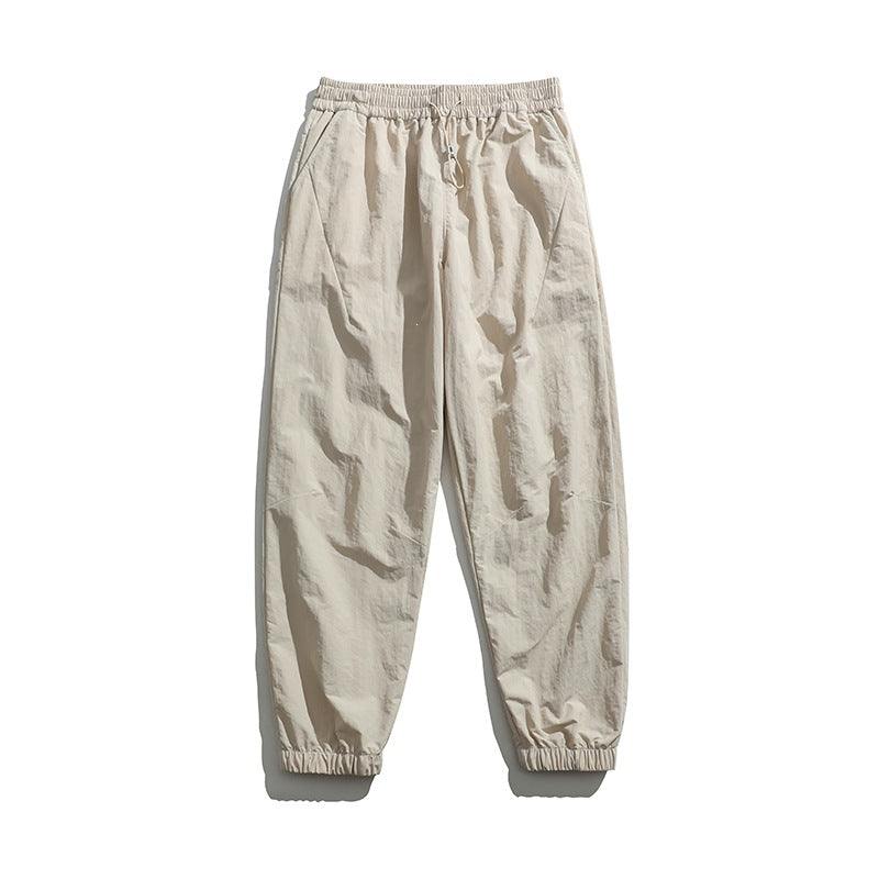 Herren Leichte Nylon-Jogginghose mit elastischem Bund, Kordelzug & gerippten Bündchen Echoarchiv