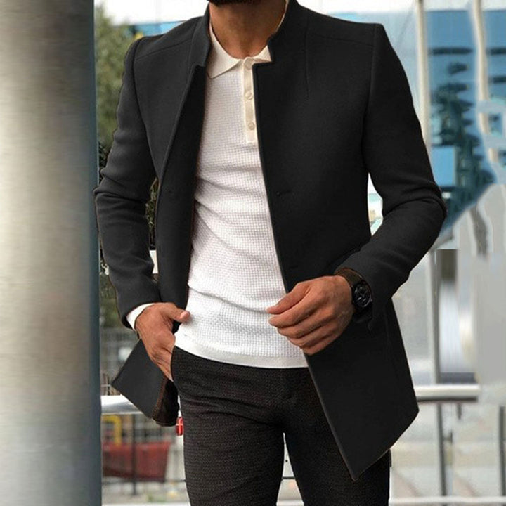 Herren eleganter Blazer mit modernem Schnitt und minimalistischen Details Echoarchiv