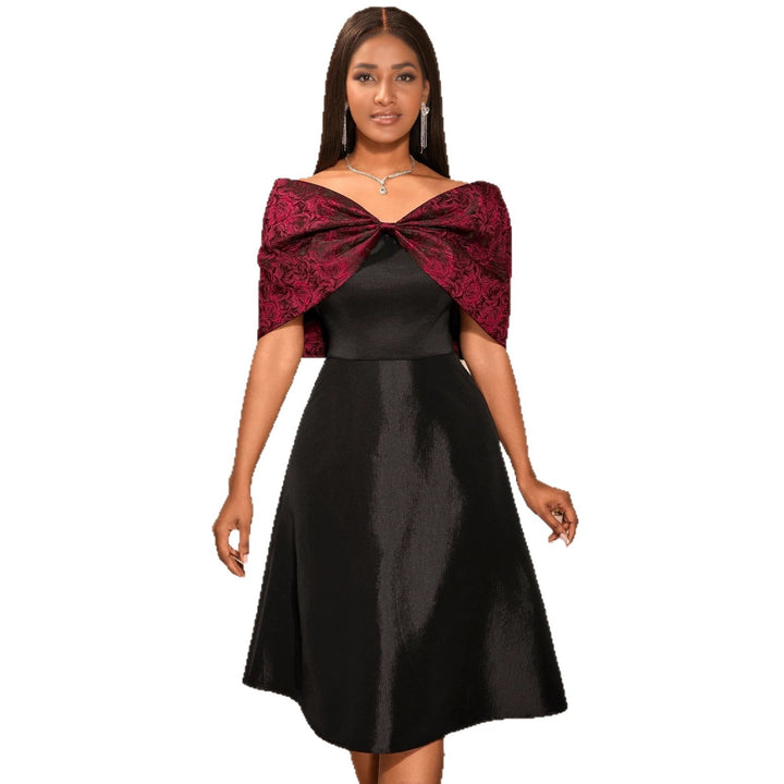 Damen Elegantes Abendkleid mit abnehmbarem Umhang Echo Archiv